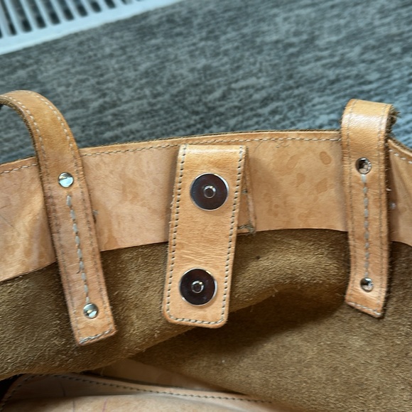 Vintage Roots Brown Leather Tote Bag - Picture 9 of 10